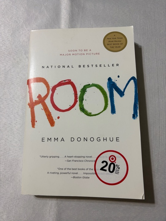 Other - Room by Emma Donoghue - White Cover with Multicolor Title